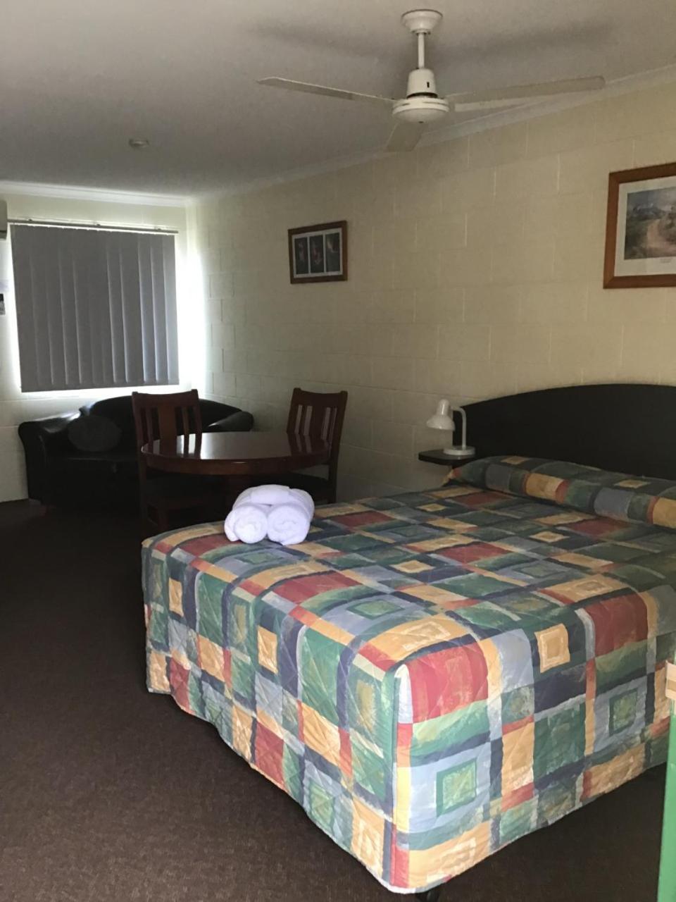 غلادستون Harbour Lodge Motel المظهر الخارجي الصورة