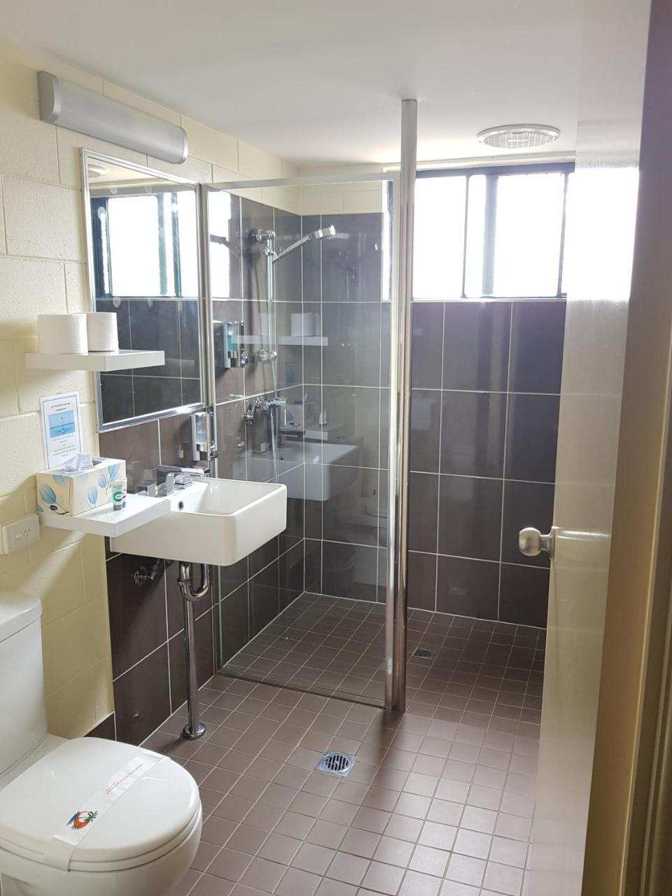 غلادستون Harbour Lodge Motel المظهر الخارجي الصورة
